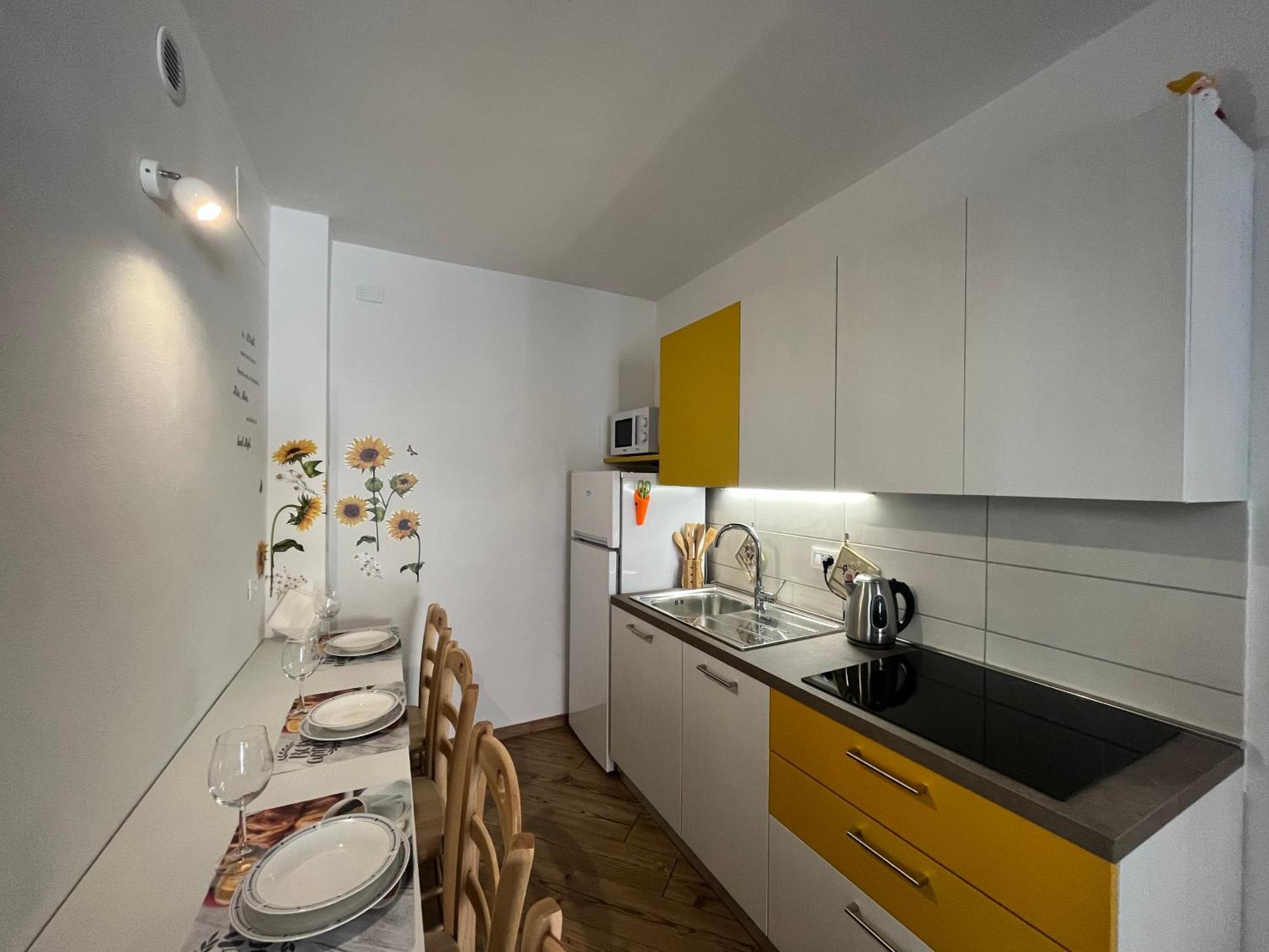 Borgo Bliss Apartment Tenno Εξωτερικό φωτογραφία